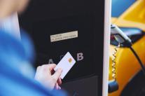 [방예준의 캐치 보카] 유가 뛰자 전기차 카드도 주목…충전 할인 담은 상품 눈길