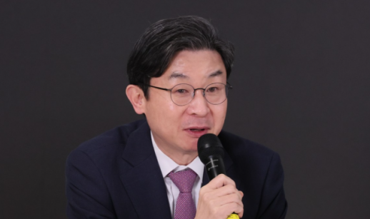 이억원 우리 경제 불확실성 엄중, 비상대응체계 철저히 유지해야