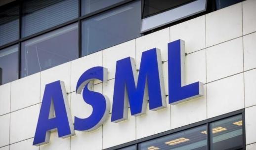 AI 반도체 시장 흔든 EUV 병목…ASML 완판이 드러낸 진짜 변수