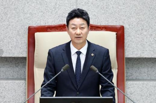 Gyeonggi Provincial Council Speaker Kim Jin-kyung Opens 389th Special Session