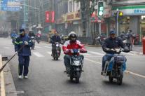 [중국 경제] 제목 중국, 야스쿠니 공물 봉납 반발…유가 인하·소비 이슈도 동시 부각