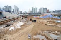 건설자재값 급등에 정부 전방위 점검…공사 중단은 아직 없었다