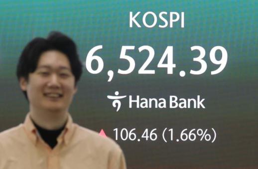 Korea’s chip-led boom masks weak consumer demand and rising household debt