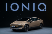 현대차, 아이오닉 V로 中 전기차 재공략…5년간 20종 투입