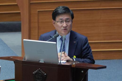 South Korea drops cup price-labeling plan from anti-plastic package, favors voluntary cuts