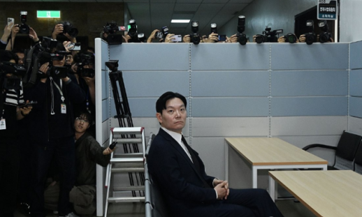 Prosecutor Park Sang-yong Faces Disciplinary Review Over Salmon Party Allegations
