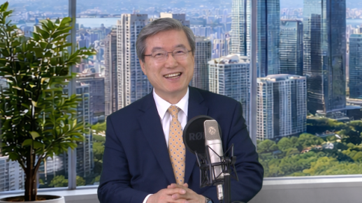 Former Minister Ju Young-seop Discusses Koreas AI Strategy
