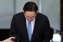 이재용, 총파업 앞두고 고개 숙였다…매서운 비바람은 제 탓