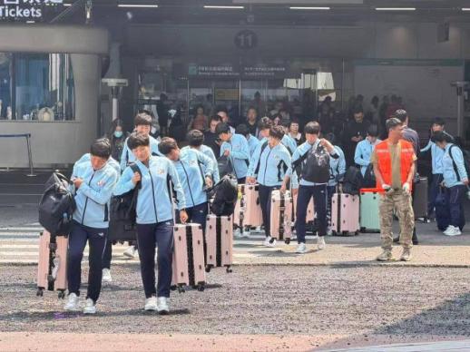 N. Korean womens football team arrives in S. Korea ahead of historic inter-Korean clash