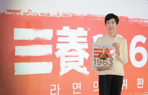 Kim Jung-soo Takes Helm at Samyang Foods, Aiming for Second Growth Phase