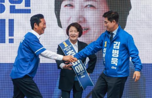 Choo Mi-ae Calls for Voter Judgment Against Insurrection Forces in Gyeonggi Election
