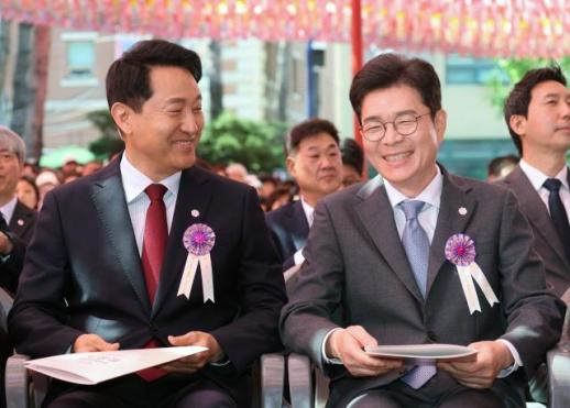 Seoul Mayoral Candidates Share Messages on Buddhas Birthday