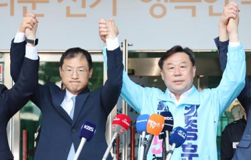 Democratic Party and Progressive Party Unite Behind Kim Sang-wook for Ulsan Mayor