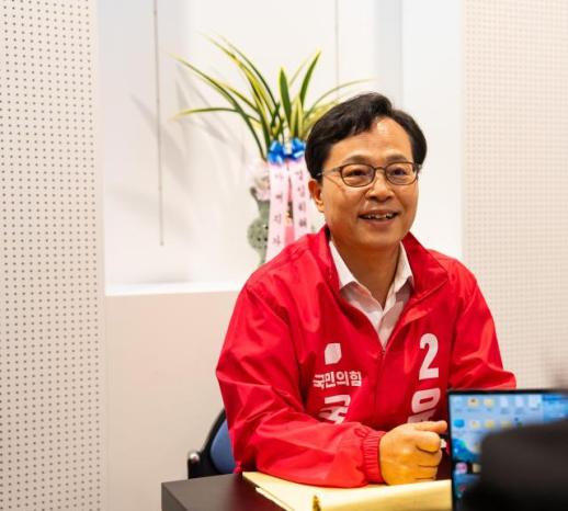 Yoon Yong-geun Proposes Cultural Tourism Belt to Revitalize Gongju, Buyeo, and Cheongyang