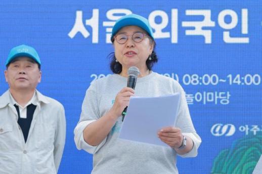 Seouls Palace Walking Event Promotes Global Tourism, Says Tourism Chief