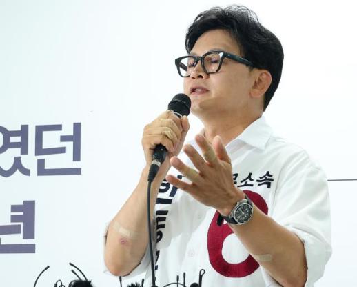 Han Dong-hoon: I Will Rebuild Conservatism to Stop Lees Administration