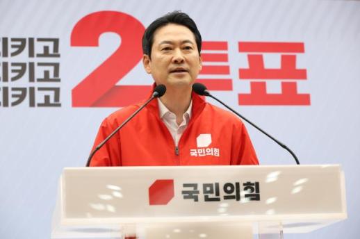 Jang Dong-hyuk Appeals for Votes to Stop President Lees Agenda Ahead of Local Elections