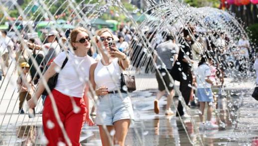 韩国旅游业迈入增长新周期 加速冲刺3000万游客时代