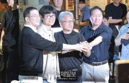 SKT·엔비디아, AI 팩토리 구축 맞손…아시아 AI 클라우드 허브 노린다
