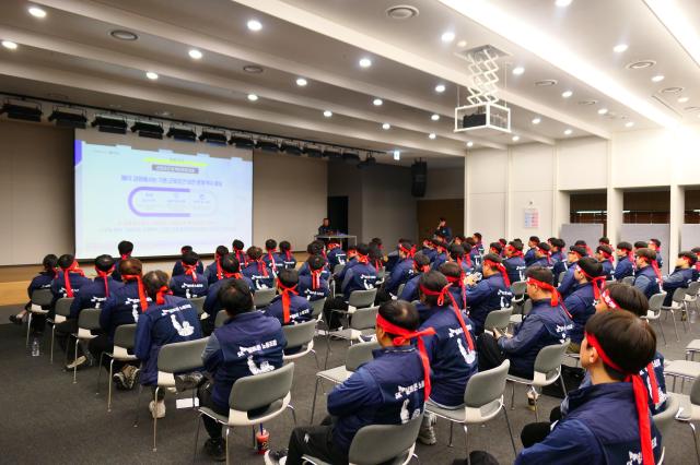 SK Siltron Union Demands Employment Security, Increasing Burden on Doosan Acquisition