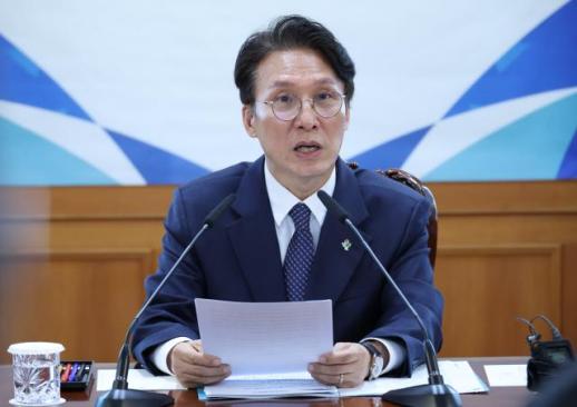 Prime Minister Kim Calls for Urgent Attention to Youth Voting Rights