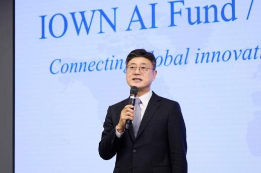 SKT, 日 NTT와 7600억 AI펀드…한일 AI동맹 판 키운다