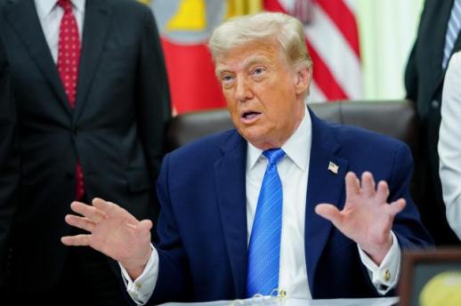Trump: Secret Operation in Hormuz Enabled Supply of Over 100 Million Barrels of Oil