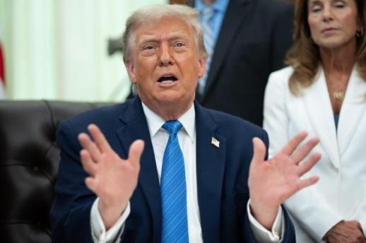 Trump Discusses Military Options Against Iran in National Security Meeting