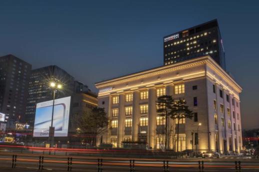 新世界百货总店成首尔消费新地标 外籍顾客消费额一年翻倍