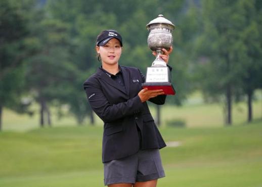 Rookie Kim Min-sol Wins First Major Title at Korean Womens Open