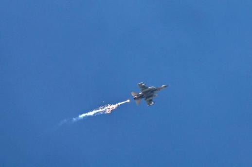 Israeli Defense Minister: No Troop Withdrawal from Lebanon Despite US-Iran Ceasefire