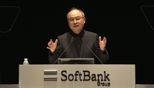 孙正义宣布将继续执掌软银，推动AI与机器人企业转型