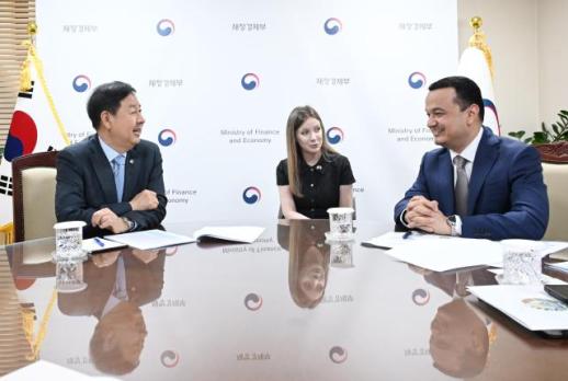 South Korea, Uzbekistan seek deeper cooperation