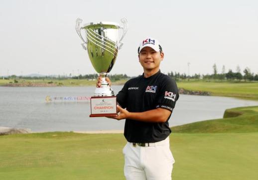 Jeong Han-mil Wins First KPGA Tour Title at Gunsan CC Open
