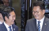 이번엔 적통 논쟁…與 당권 주자 충돌