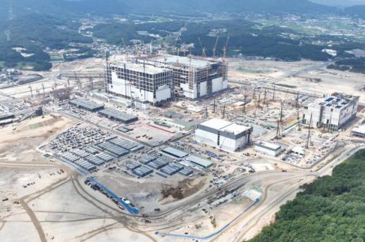 韩国5月半导体产量下降10% 工业生产连续两个月负增长