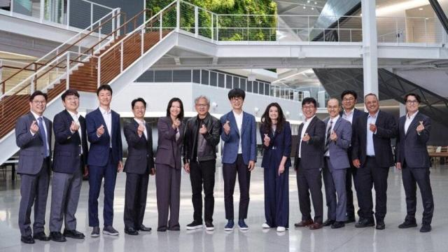 네이버, 엔비디아·브룩필드서 100억달러 유치…GW급 AI 팩토리 승부수