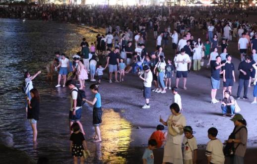 暑期客流释放消费潜力 韩国食品酒饮企业抢抓旅游旺季商机