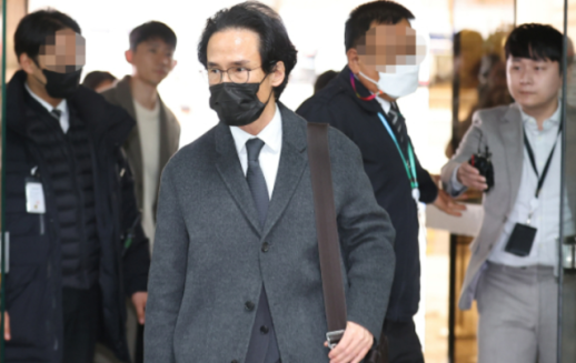 조현범 회장 가석방…한국앤컴퍼니, 투자·경영 재편 속도 붙나 