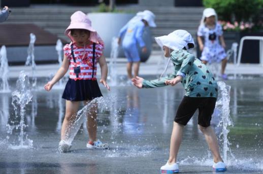 Koreas 40C heat sends KOSDAQ-listed cooling appliance stocks soaring