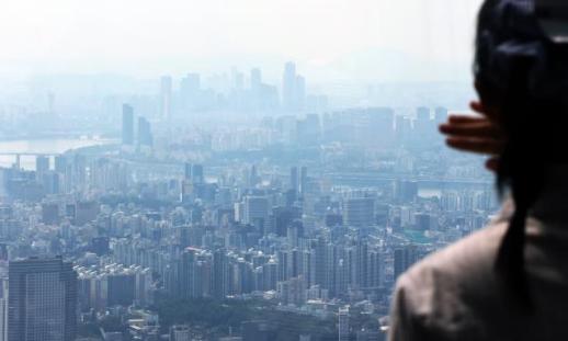 세제개편안에 담긴 매도 시한…고가·비거주 주택 압박에 매물 늘까