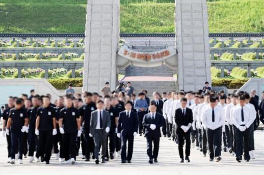 从赛场到课堂：韩国校园仇恨文化为何愈演愈烈？
