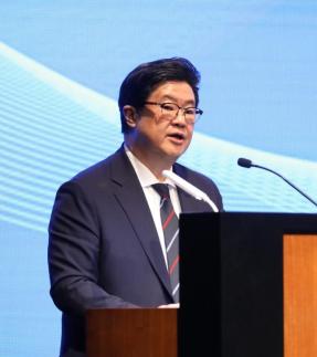 김병주 MBK 회장, 홈플러스 보증 상환 현실화…수천억 재무 부담 커져