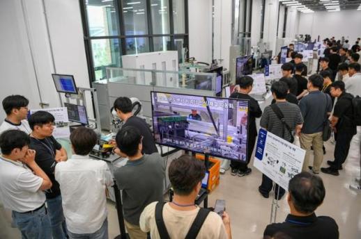 현대모비스, 피지컬 AI·3D 비전 등 제조 신기술 40여종 공개