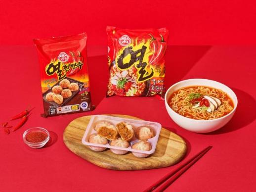 잘되는 맛·디자인 그대로…식품·패션업계, 익숙한 브랜드 확장법 