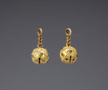 1500年前，孩子腰间挂着的小金铃