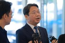 지귀연 술자리 비판한 與…김승원 의혹엔 검증 잣대 공방