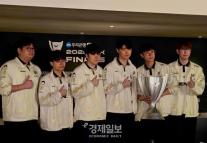 흔들리고 또 일어선 젠지…젠지가 털어놓은 LCK 2연패의 뒷이야기