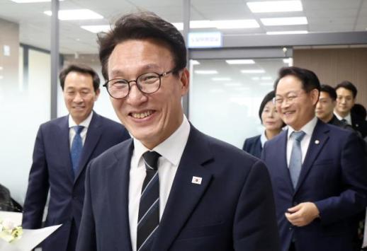 金敏锡：推动检察改革工作组以支持公诉厅成立