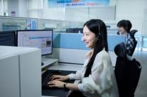 SKT 고객센터 5년 연속 최우수…AI로 상담사 코칭하고 통신용어도 쉽게